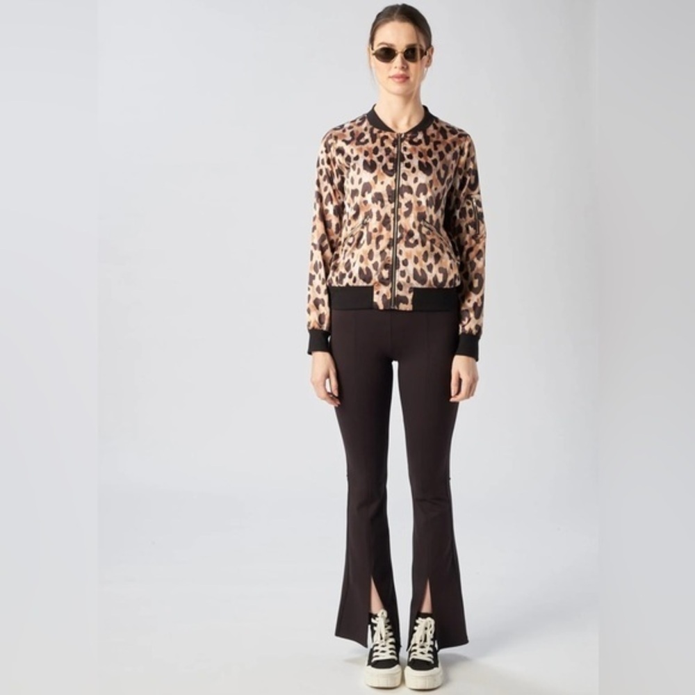 Gottex SATIN BOMBER JACKET IN LEOPARD